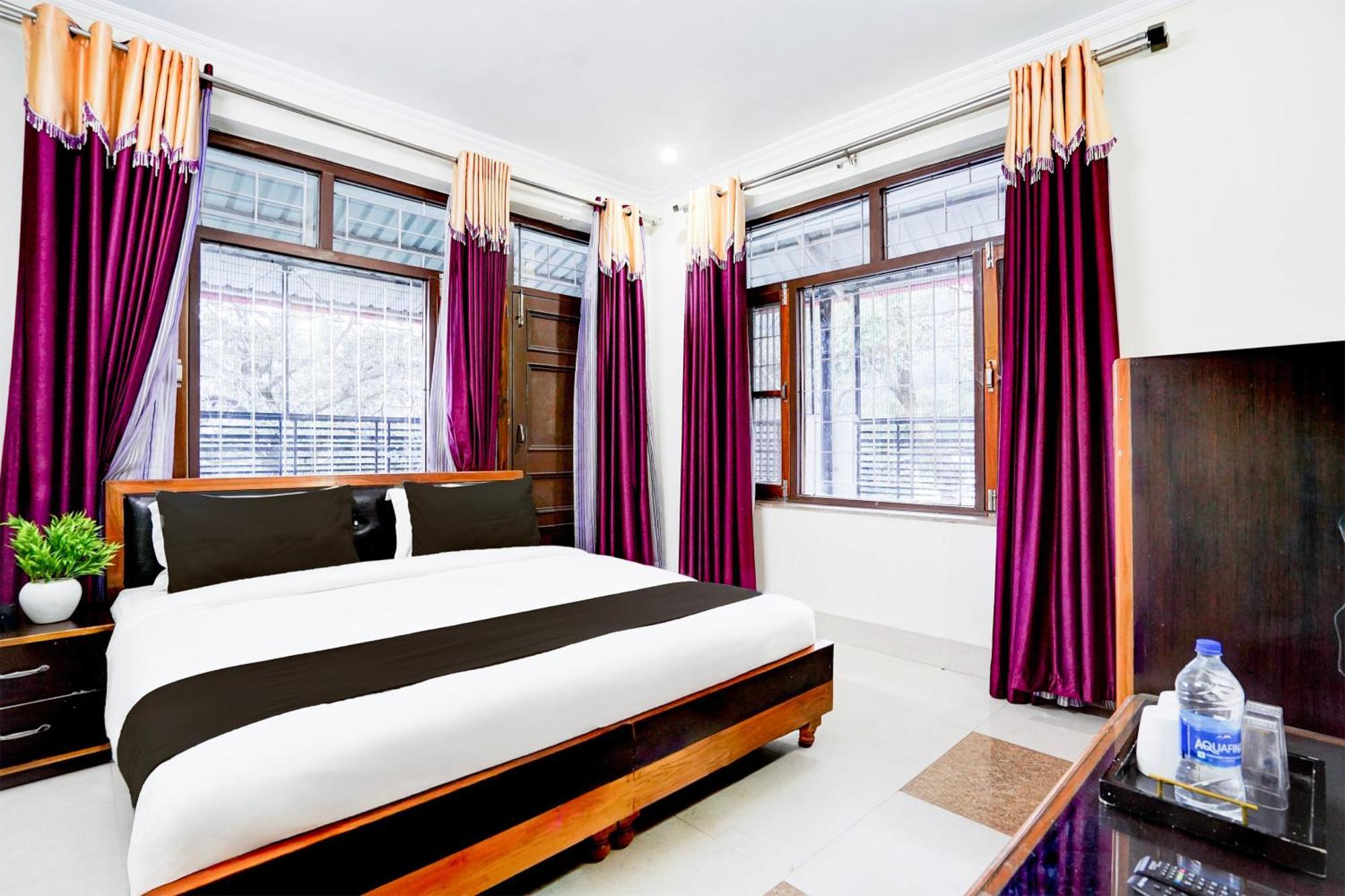 Super Townhouse Mall Road Near Library Chowk Mussoorie Ngoại thất bức ảnh