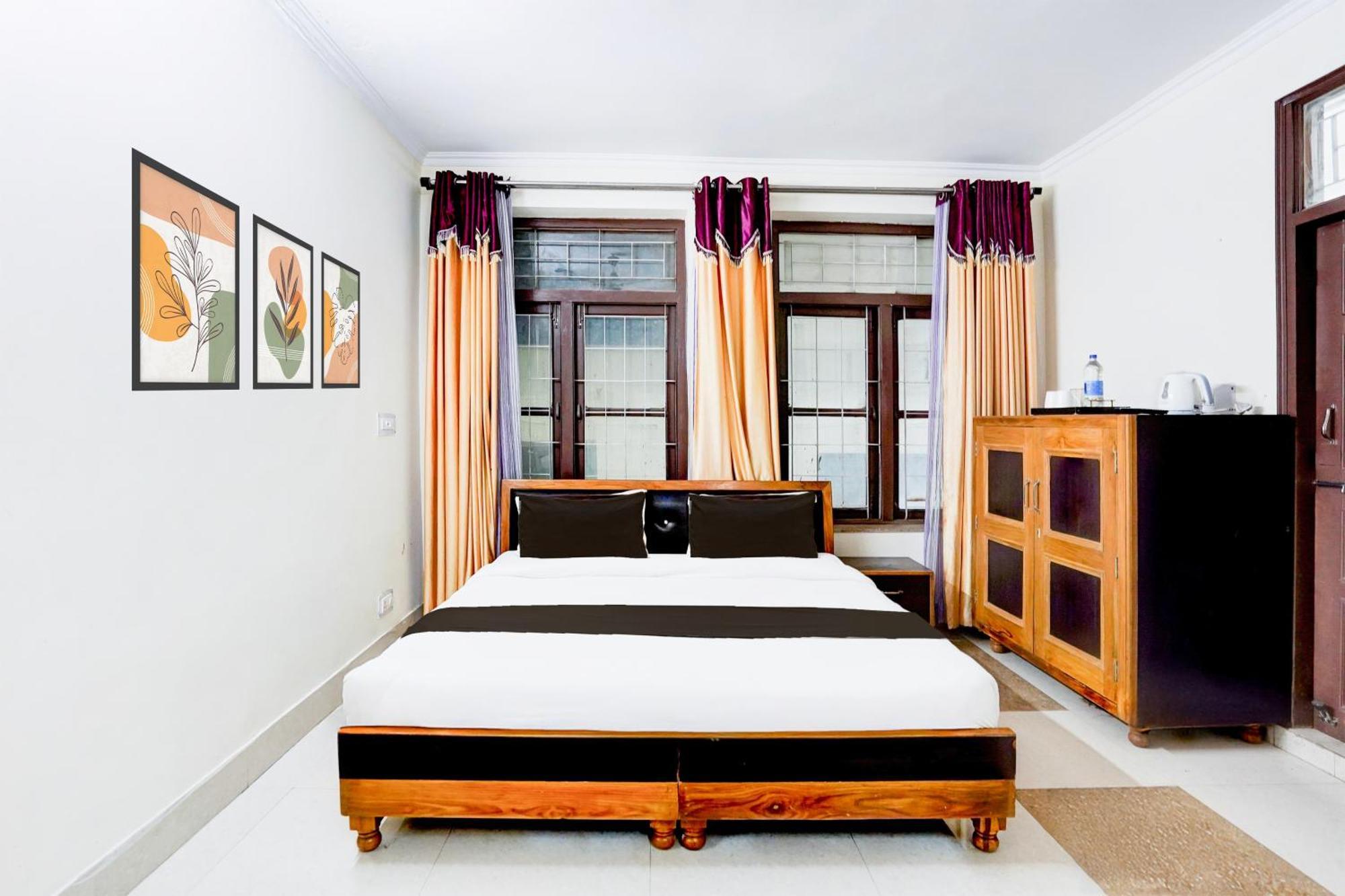 Super Townhouse Mall Road Near Library Chowk Mussoorie Ngoại thất bức ảnh