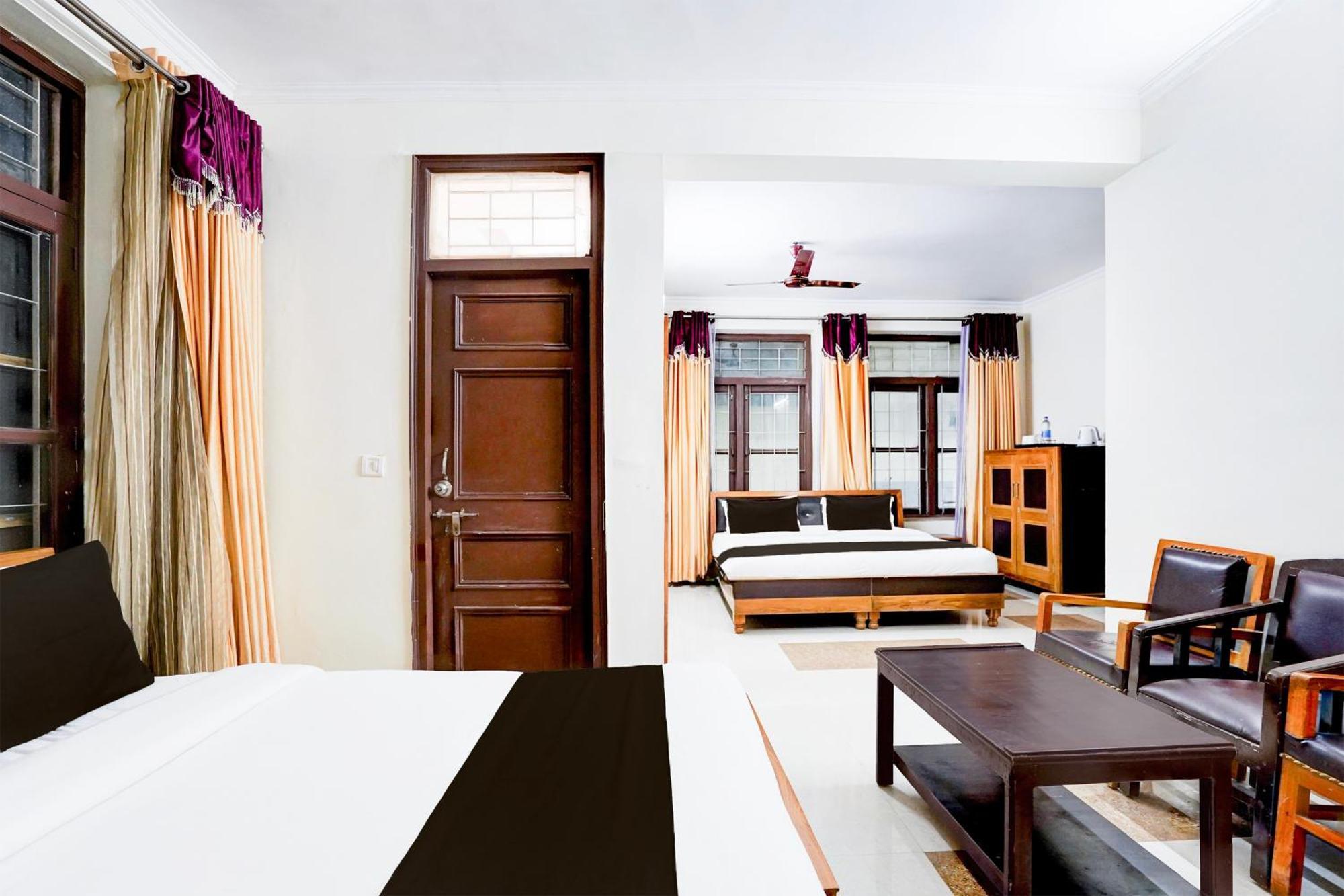 Super Townhouse Mall Road Near Library Chowk Mussoorie Ngoại thất bức ảnh
